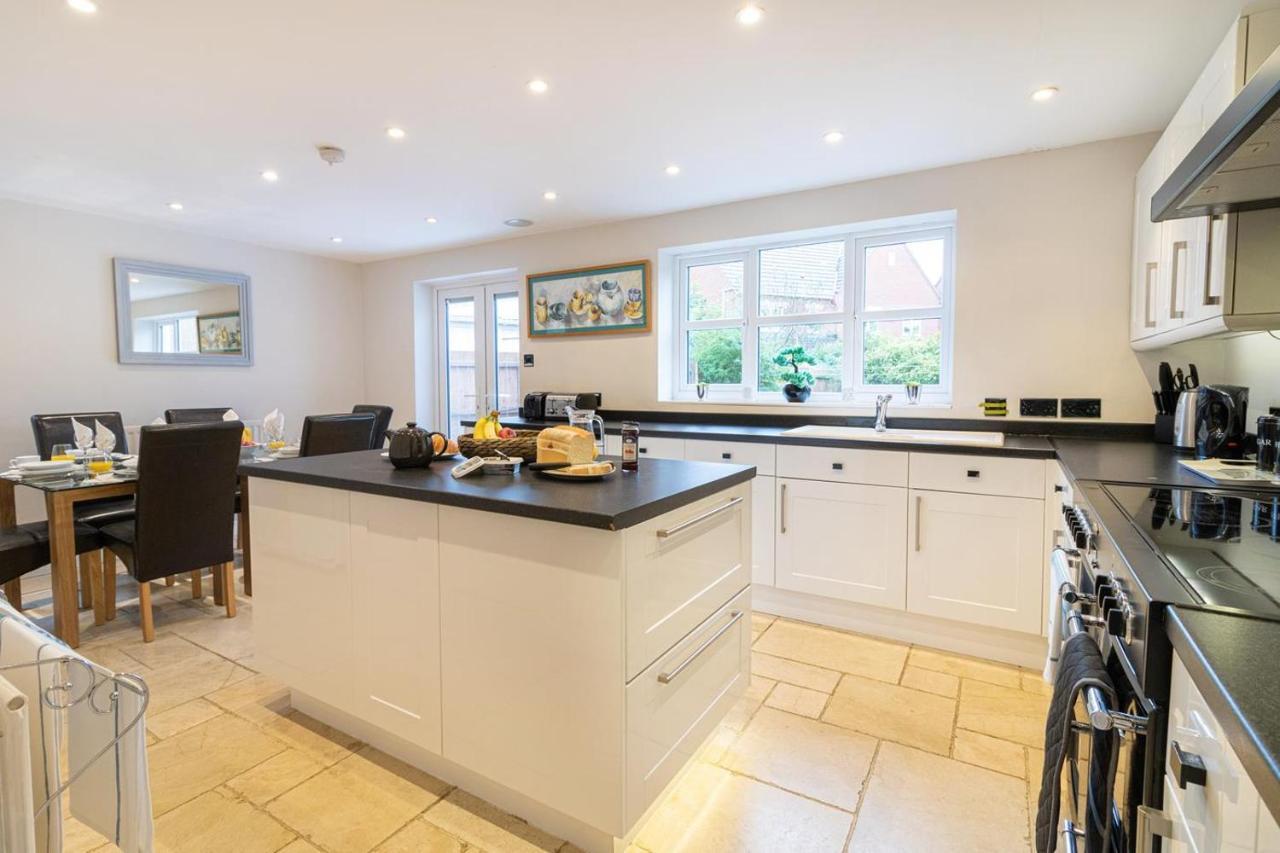 Cranesbill Serviced Accommodation - Bicester Oxfordshire Esterno foto