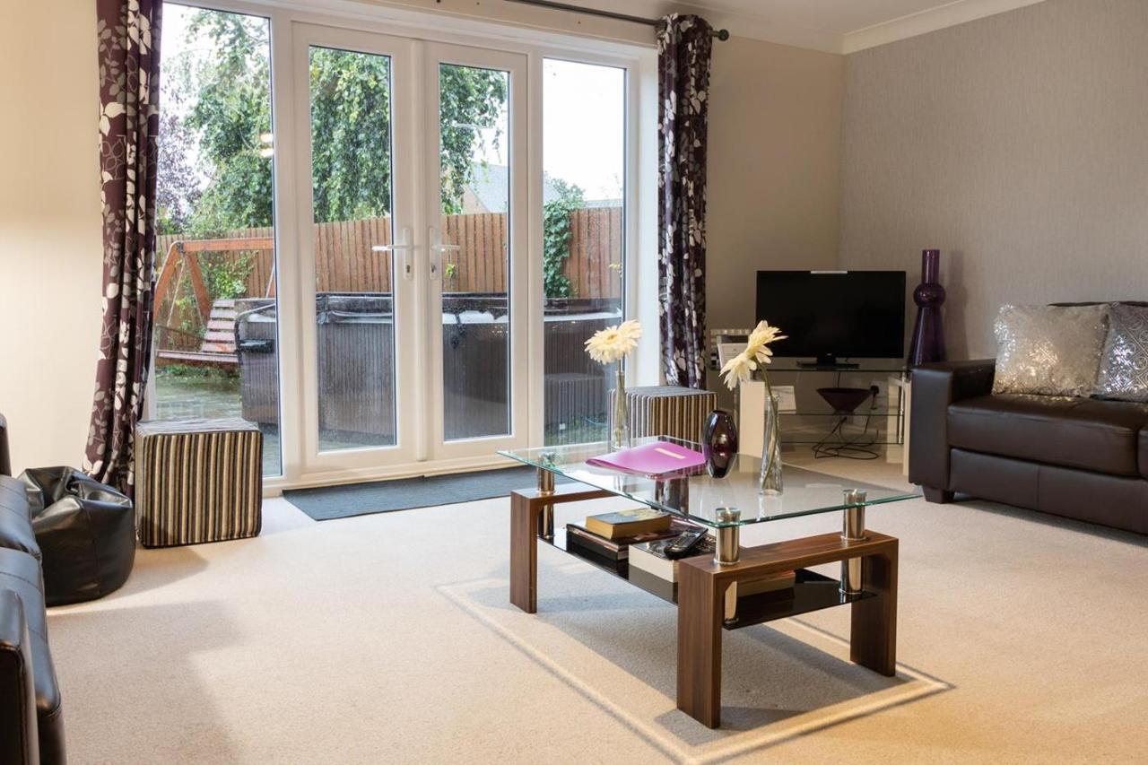 Cranesbill Serviced Accommodation - Bicester Oxfordshire Esterno foto
