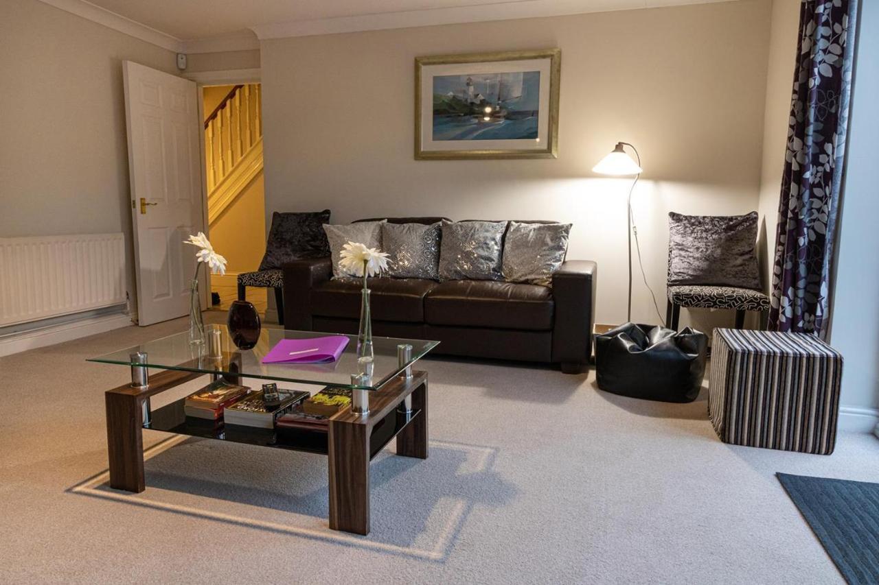 Cranesbill Serviced Accommodation - Bicester Oxfordshire Esterno foto