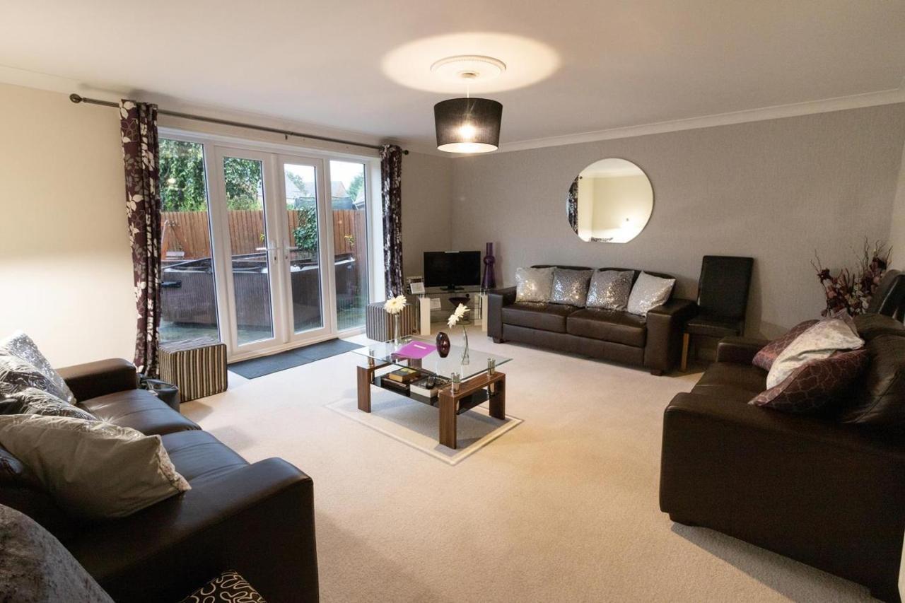 Cranesbill Serviced Accommodation - Bicester Oxfordshire Esterno foto